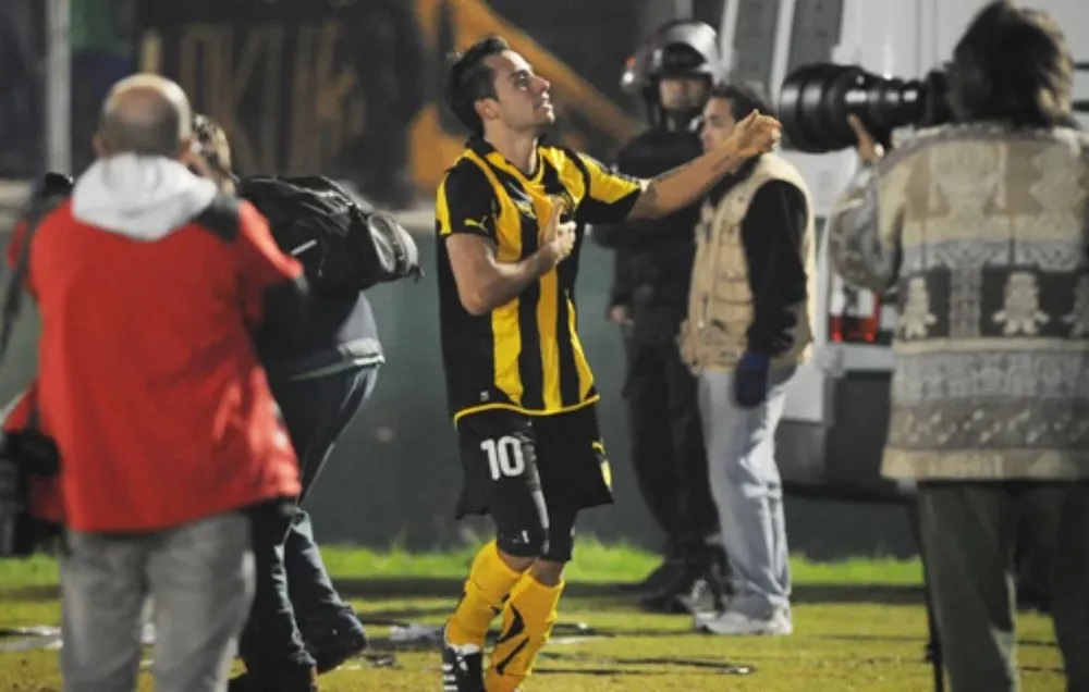 El gol del argentino en la hora desató la locura