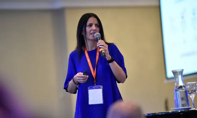 Tenemos gente de 50 años muy abierta al cambio y otra de 25 que es estructurada