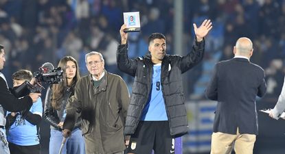Óscar Tabárez y Luis Suárez