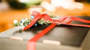 3 vales de Arredo valor $ 2000