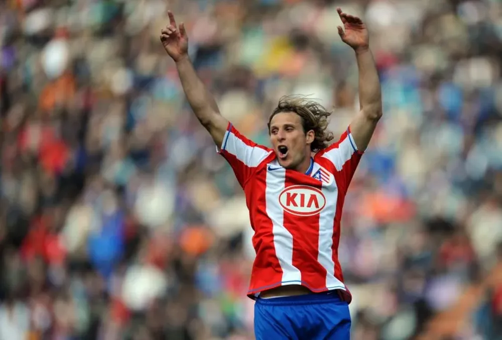 Campeón y máximo goleador con Atlético de Madrid