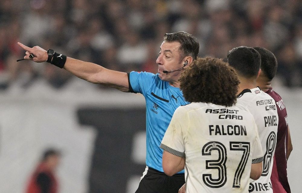 El juez Raphael Claus y Maxi Falcón