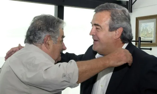Larrañaga defendió su relación con Mujica