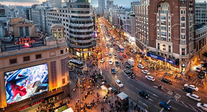 La Gran Vía de Madrid, una de las calles emblemáticas de la capital española.