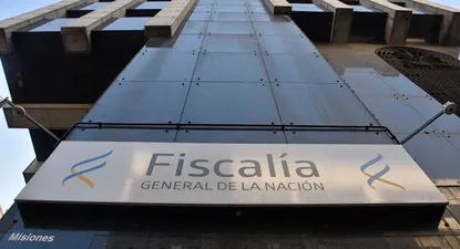 La fiscalía ordenó decenas de allanamientos