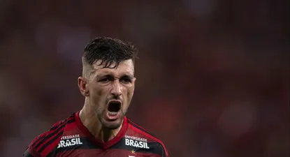 De Arrascaeta no falla: mirá su gol y su asistencia para ganarle a Gremio