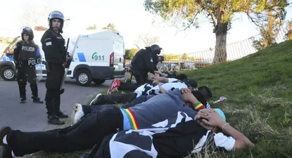 Los hinchas de Danubio detenidos luego del duro enfrentamiento con los de Defensor