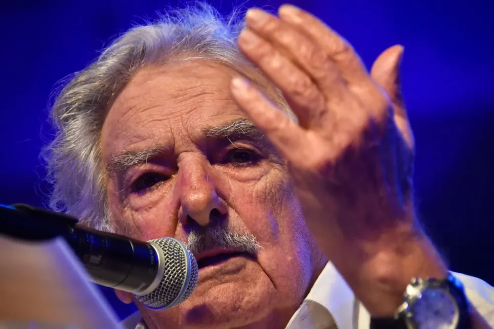 Mujica mantuvo una videoconferencia por Zoom con el expresidente brasileño y líder del PT