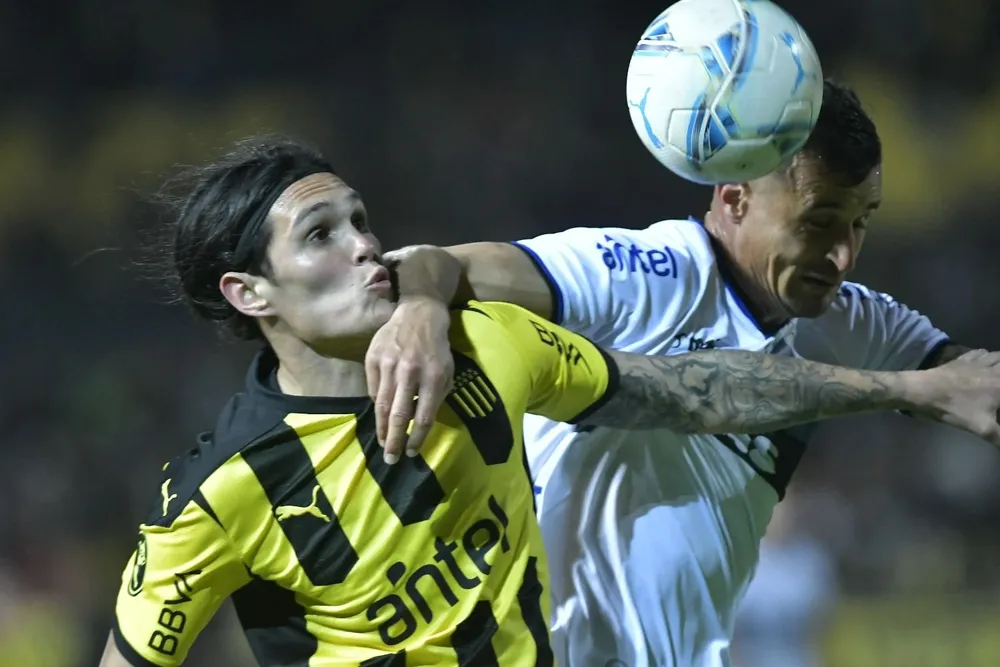 Ruben Bentancourt será el delantero de área de los aurinegros ante Liverpool