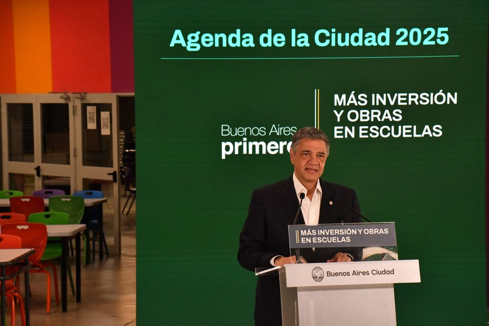 Macri anunció una inversión millonaria para mejorar la infraestructura y calidad educativa en las escuelas porteñas.