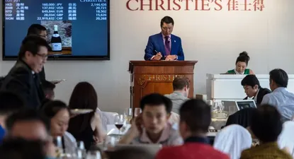 La subasta de vinos de distinguidas marcas siempre brinda buenos resultados a Christies