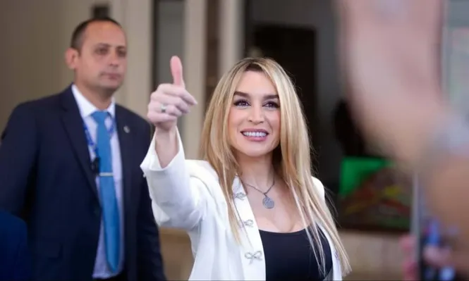 La actriz junto a Milei