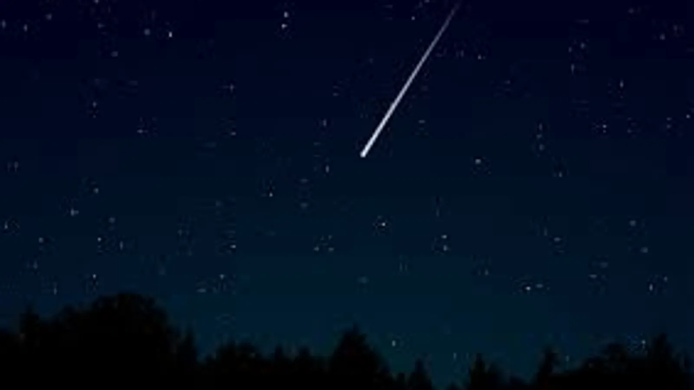 El meteorito que recorrió la atmósfera antes de desintegrarse sobre Murcia. (EFE)
