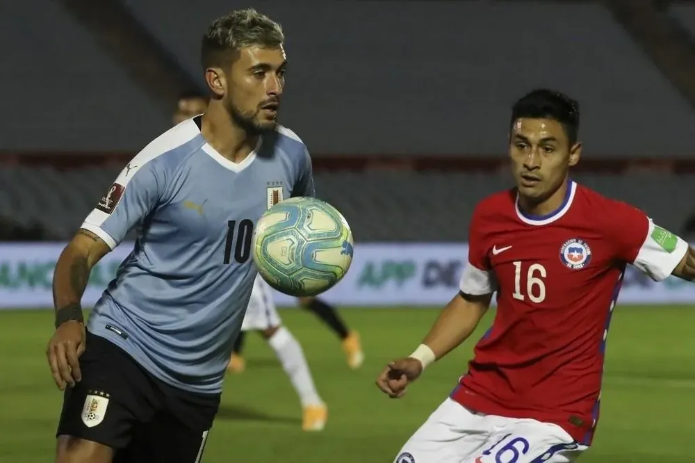 De Arrascaeta en el último partido ante Chile, en octubre 2020