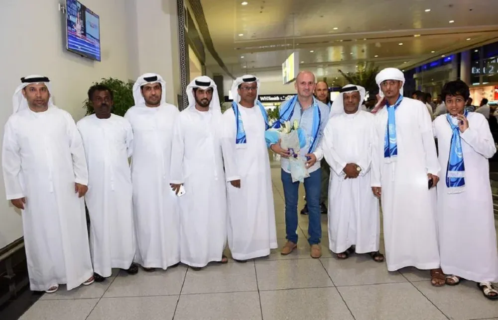 Repetto con los dirigentes de Baniyas