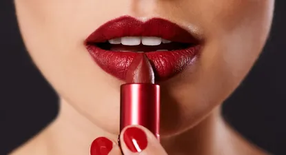 Las mujeres se pintan los labios desde hace unos 5.000 años, aunque no siempre fue algo aceptado.
