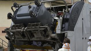 Operativo de limpieza durante una emergencia sanitaria por la basura acumulada, a 25 de julio de 2024, en A Coruña, Galicia (España).