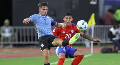Joaquín Lavega de Uruguay ante Felipe Faundez de Chile
