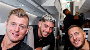 Federico Valverde junto a Toni Kroos y Eden Hazard&nbsp;