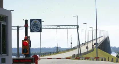 Puente General San Martín (Fray Bentos - Puerto Unzué)