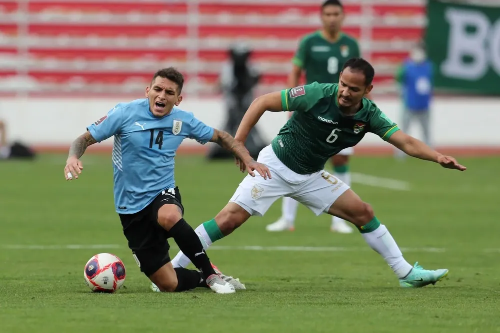 Lucas Torreira de Uruguay ante Justiniano Lucas Torreira de Uruguay ante Justiniano
