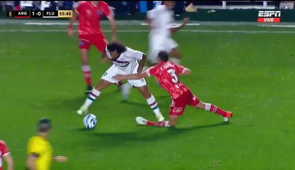 El momento exacto de la lesión del jugador de Argentinos Juniors