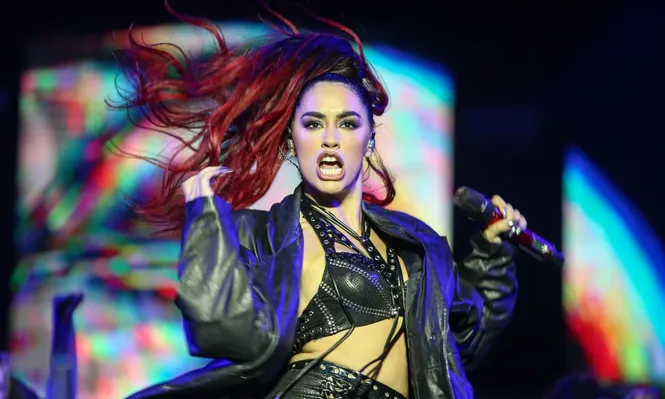 Lali Espósito en el festival Acá Estamos