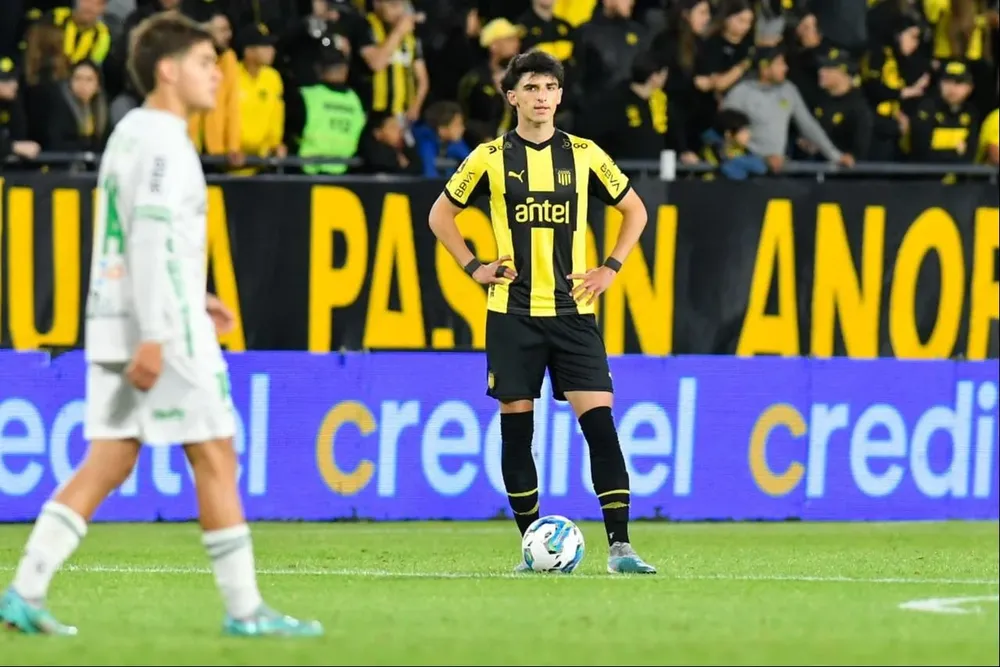 Andrés Madruga ante Plaza Colonia