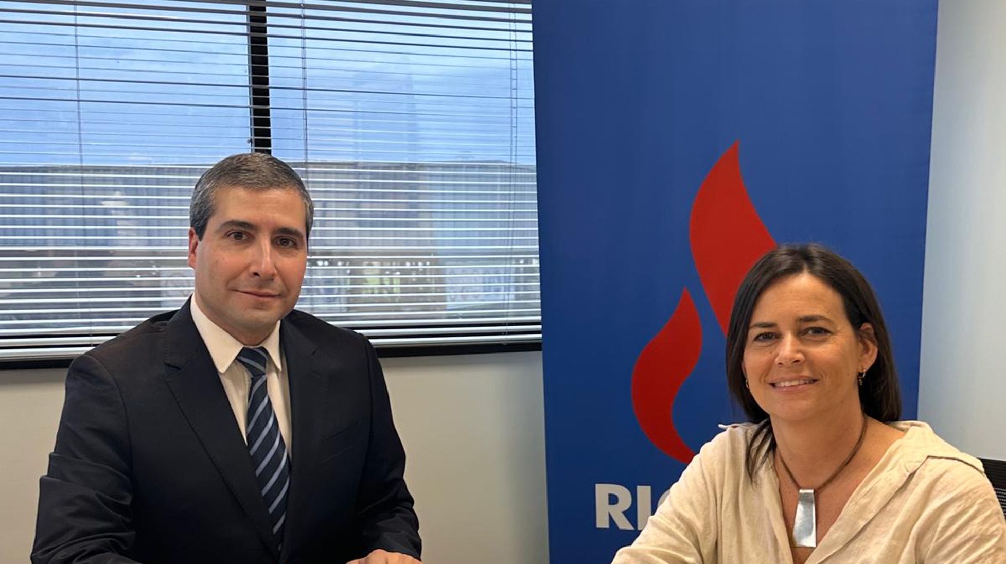 Firma Fund. Canguro- Riogas.jpeg