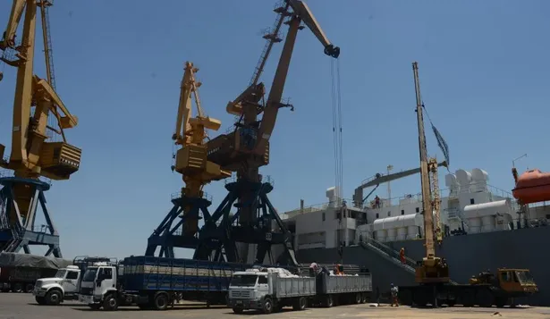 Exportaciones cayeron en julio 25% respecto a 2014