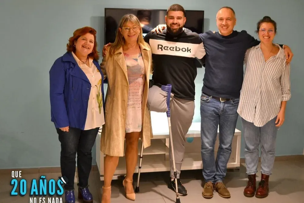 Alejandra Miranda, Managing Director de Mediabrands Uruguay; Collette Spinetti, Directora Nacional del Colectivo Trans; Luciano Varela, Jugador de la Selección Uruguaya de Basketball sobre Silla de Ruedas; Nicolás Ramonde, Managing Director de MBCS Latam; Maria Noel Daguerre, Sr Comms Designer de INITIATIVE