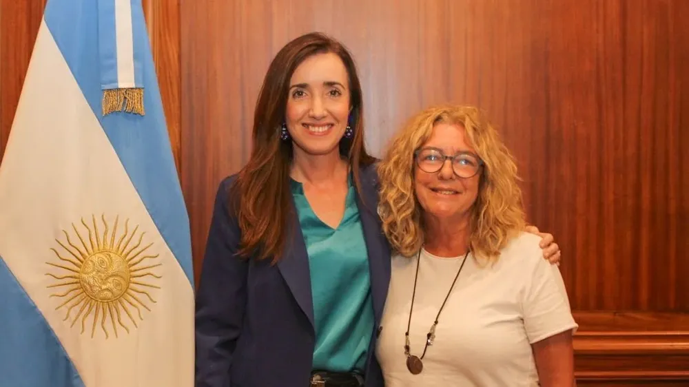 Villaruel junto a Rucci