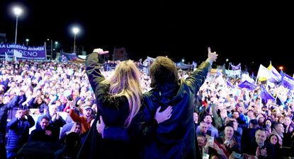Karina y Javier Milei, en el acto de cierre de campaña en Moreno.