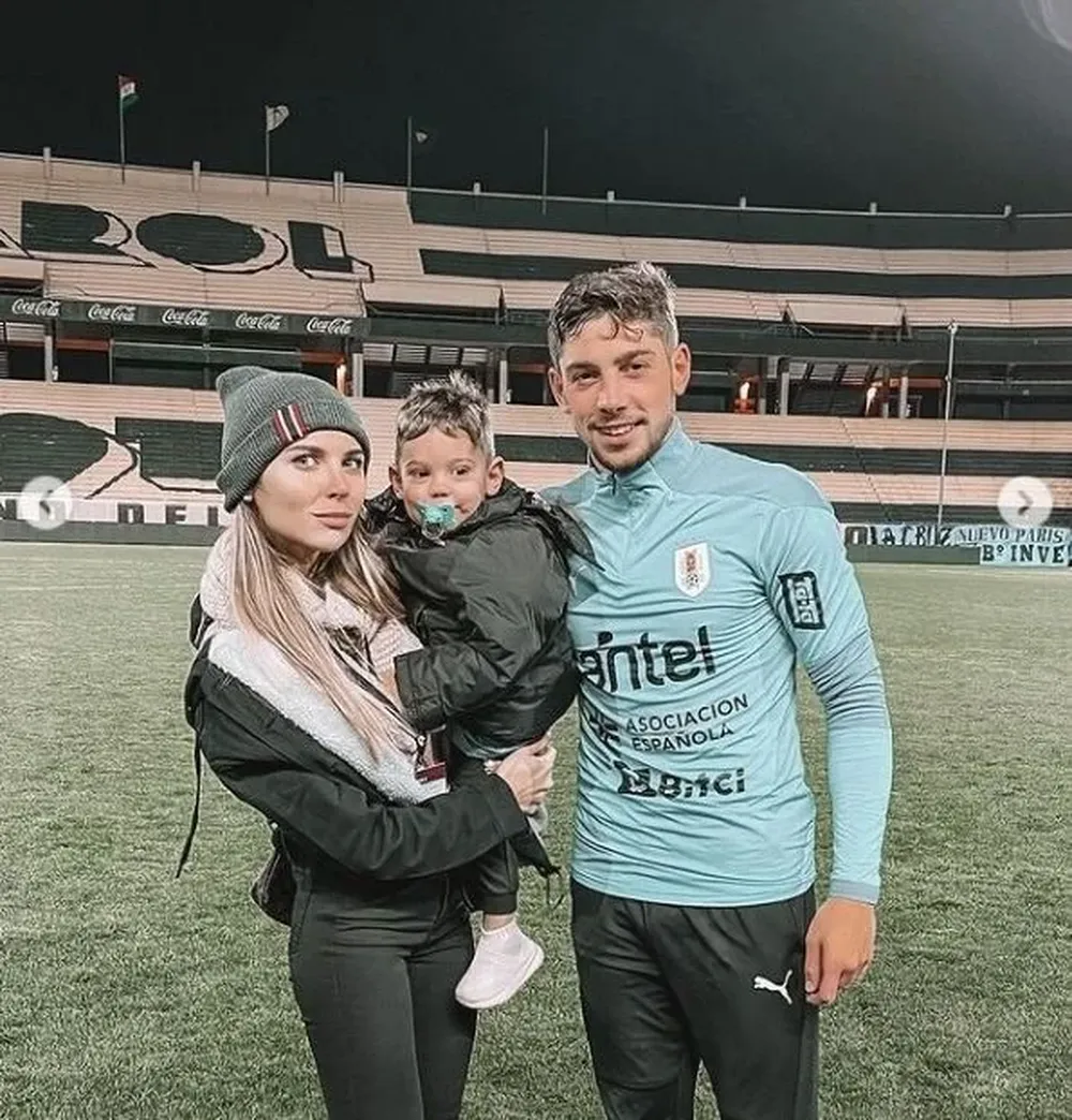 Valverde, Mina y Benicio en el CDS