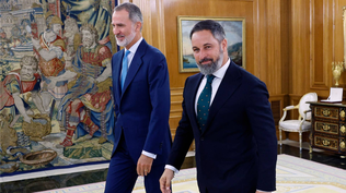 Abascal culpa a Sánchez de intentar secuestrar la Corona tras el silencio del Rey sobre el Nobel de la Paz a María Corina Machado