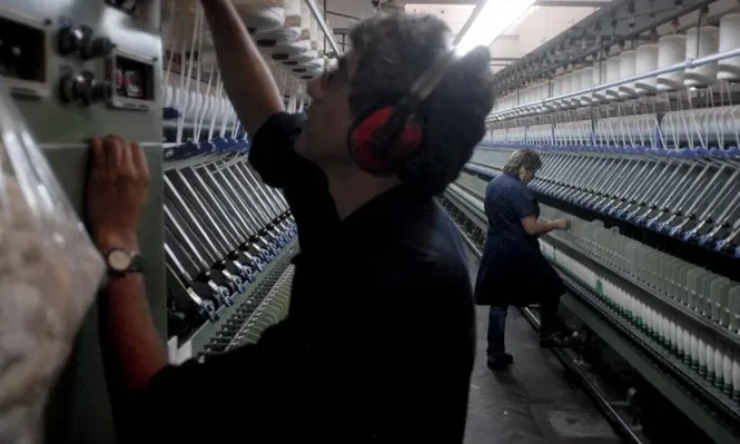 Mercado laboral cerró un nuevo trimestre de contracción