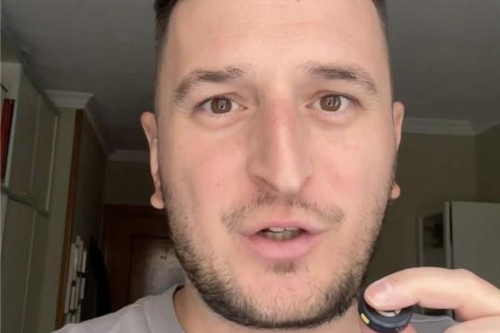 El influencer y humorista Álvaro Casares revela sus ingresos en YouTube y TikTok. (Fuente: @Alvarocasaress / TIKTOK)