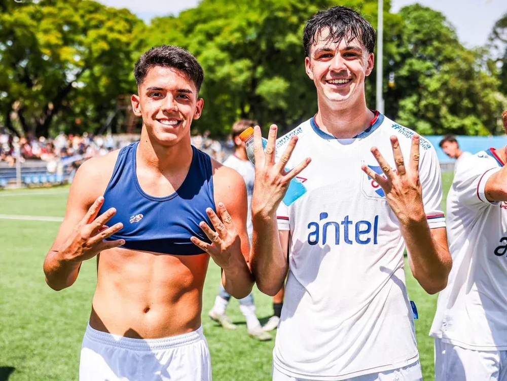 Thiago Helguera y Gonzalo Petit en Nacional