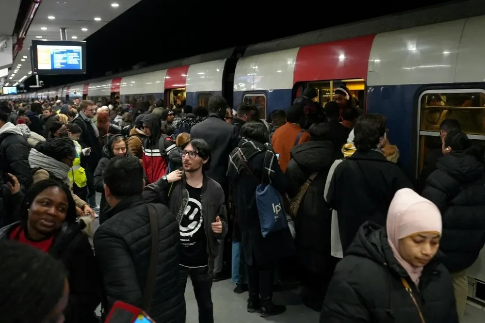 Antes de esta medida, la factura anual total de transporte urbano para una pareja con dos hijos se elevaba a € 1.472.