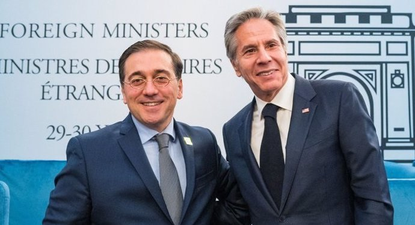 El ministro de Asuntos Exteriores, Unión Europea y Cooperación, José Manuel Albares, con el secretario de Estado de EE. UU., Antony Blinken﻿