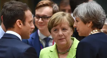 El presidente de Francia, Emmanuel Macron; la canciller alemana Angela Merkel y la primera ministra británica Theresa May