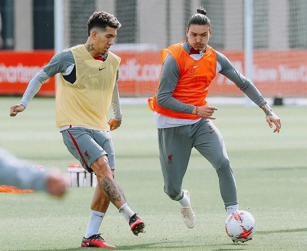 Darwin estrenará camiseta en Liverpool