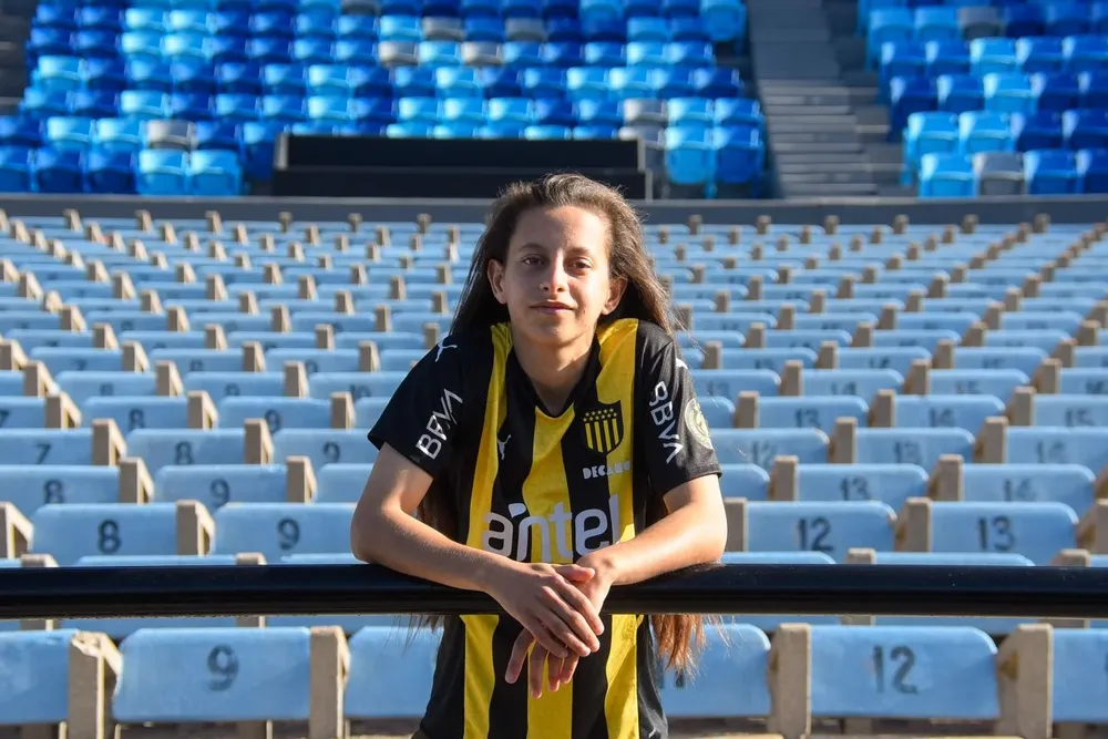 Belén Aquino en el Estadio Centenario