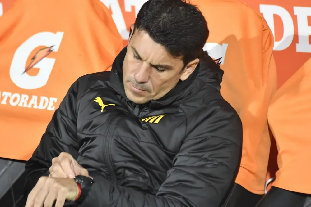 Mauricio Larriera se reunió con la cúpula aurinegra el sábado a la noche