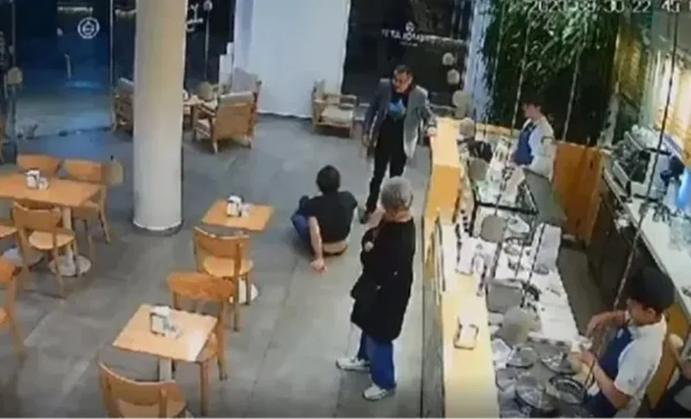 La heladería a la que el ingeniero fue a pedir ayuda