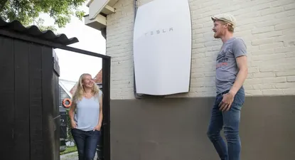 Una familia en Holanda es parte de un programa piloto que usa batería Powerwall de Tesla.