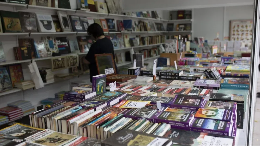 El número de librerías en España baja un 6,2%.