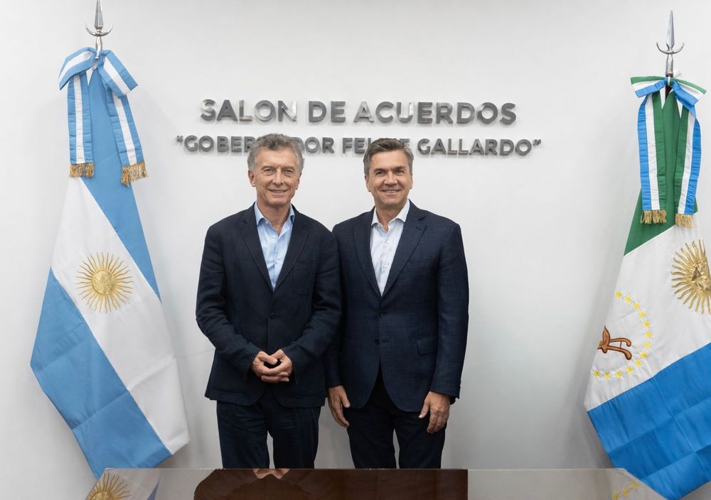 Mauricio Macri y Leandro Zdero en la Casa de Gobierno de Chaco. El líder del PRO luego se fue a su acto partidario.