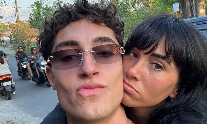 El youtuber Plex y la cantante española Aitana, enamorados.