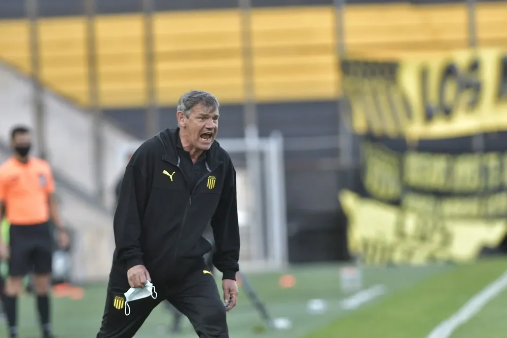 Saralegui en Peñarol